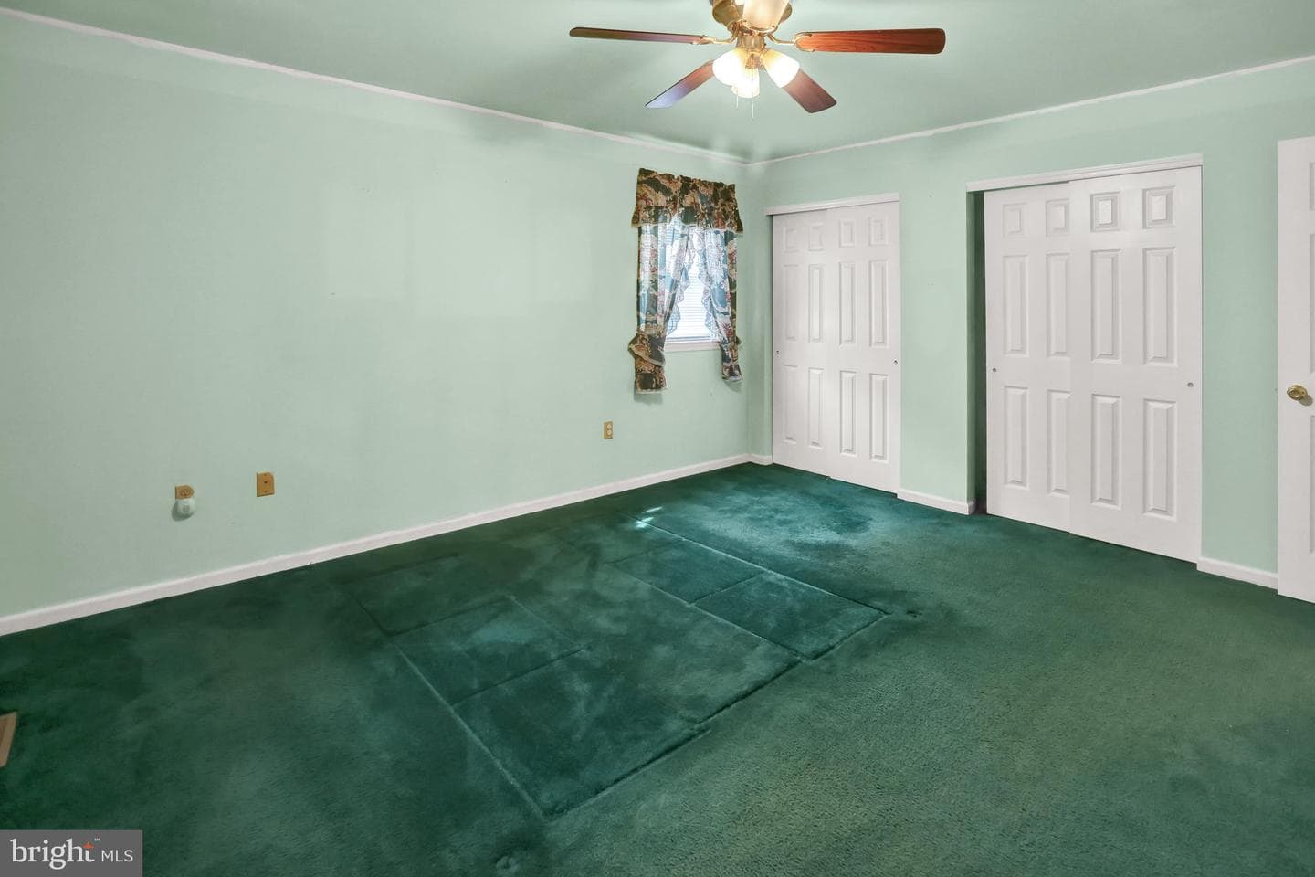 246 Sandhill Road photo 33