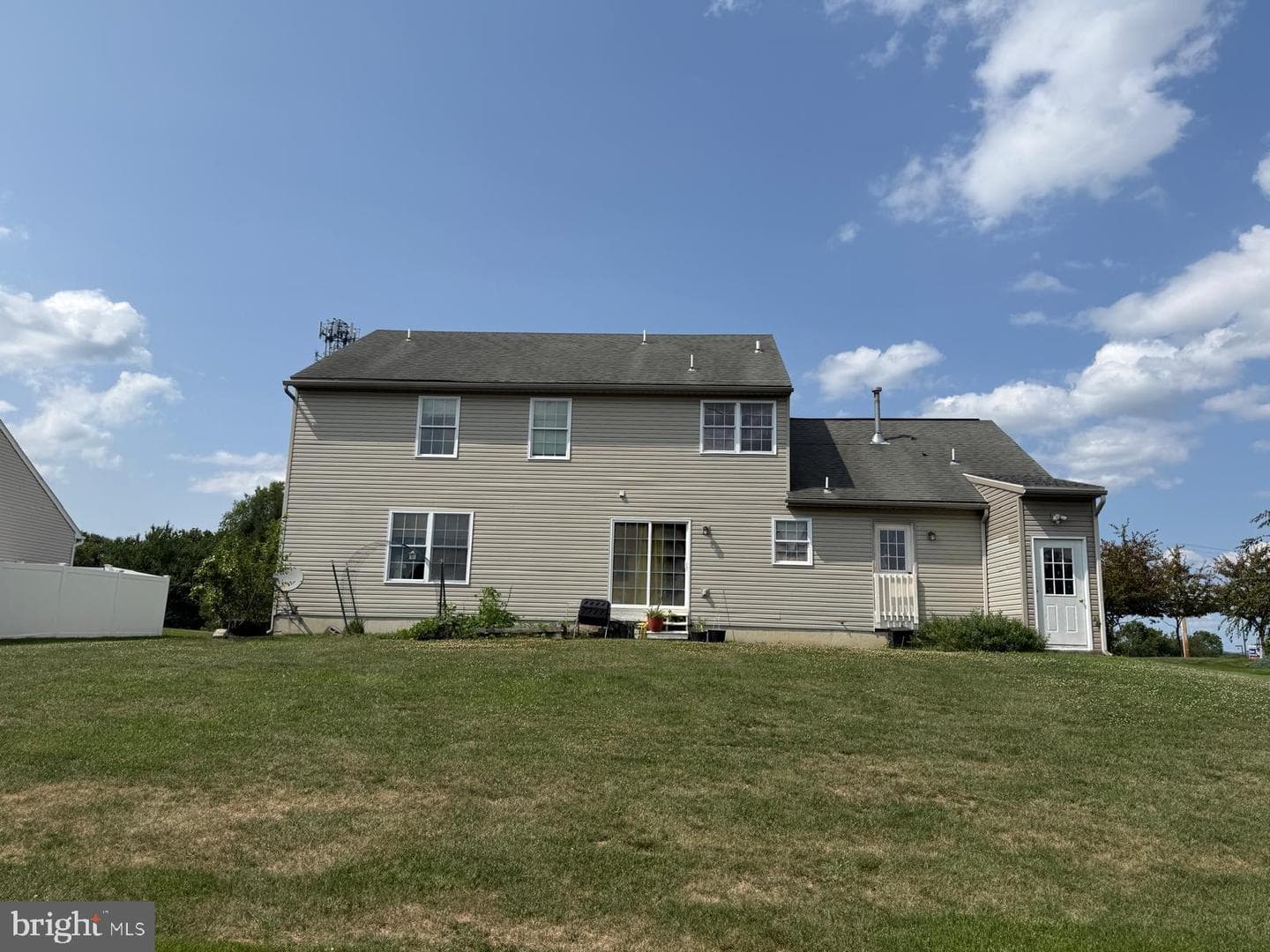 215 N Sandy Lane photo 4