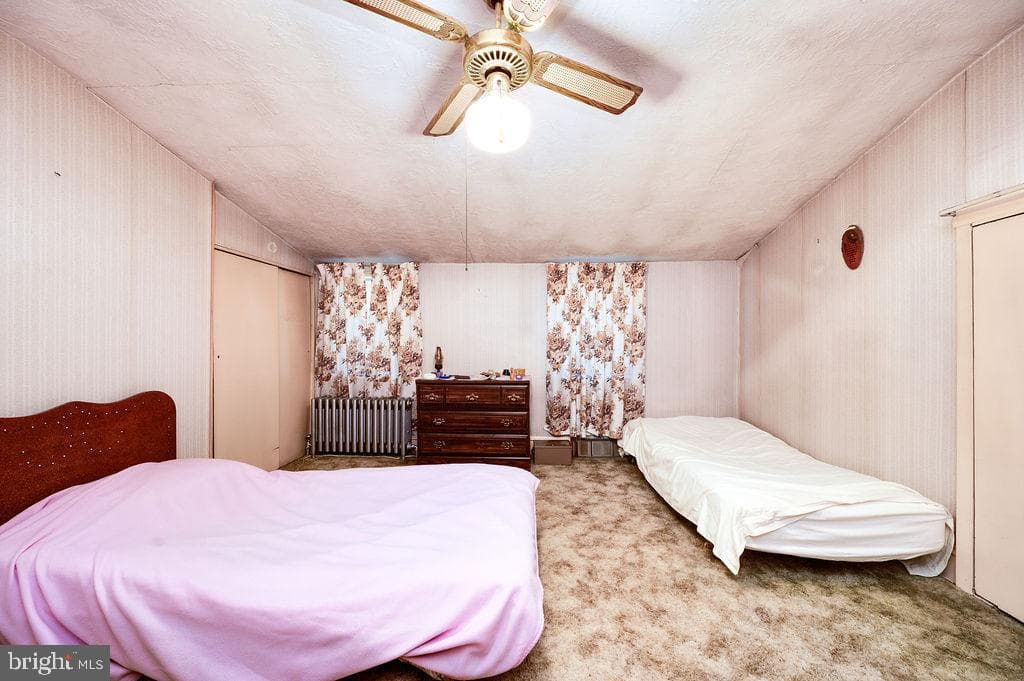 1237 Carbon Street photo 16