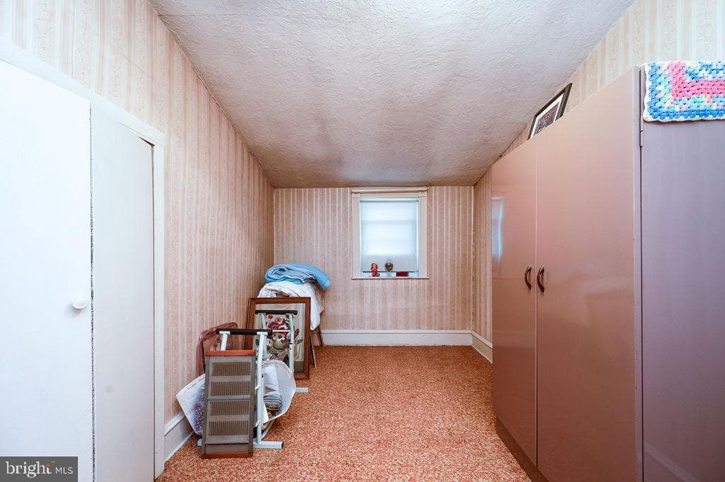 1237 Carbon Street photo 19