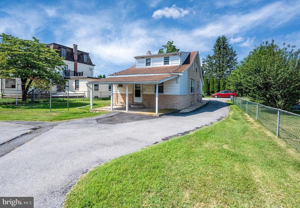 1237 Carbon Street photo 27