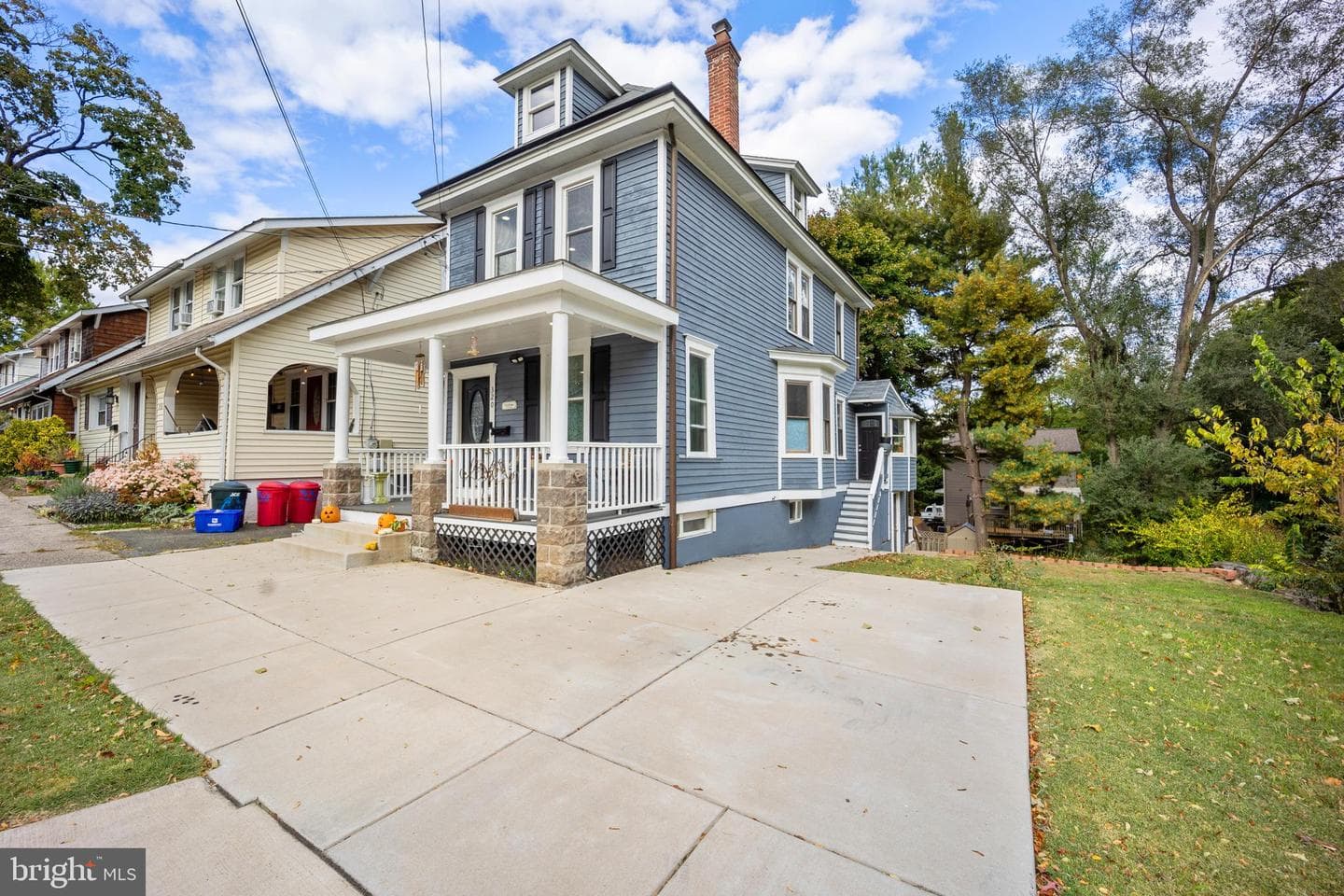 320 N Crown Street photo 32