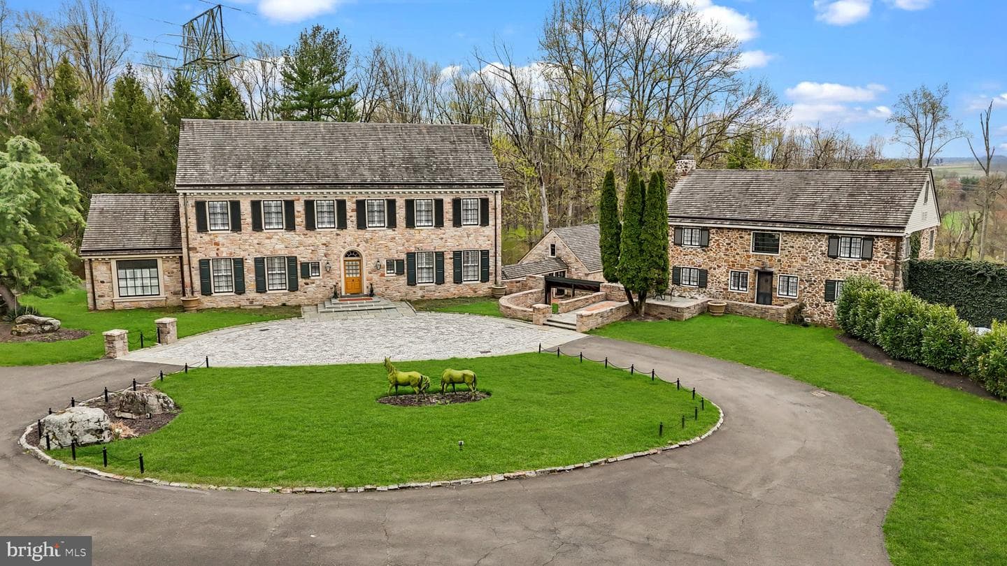 6068 Stoney Hill Road, New Hope