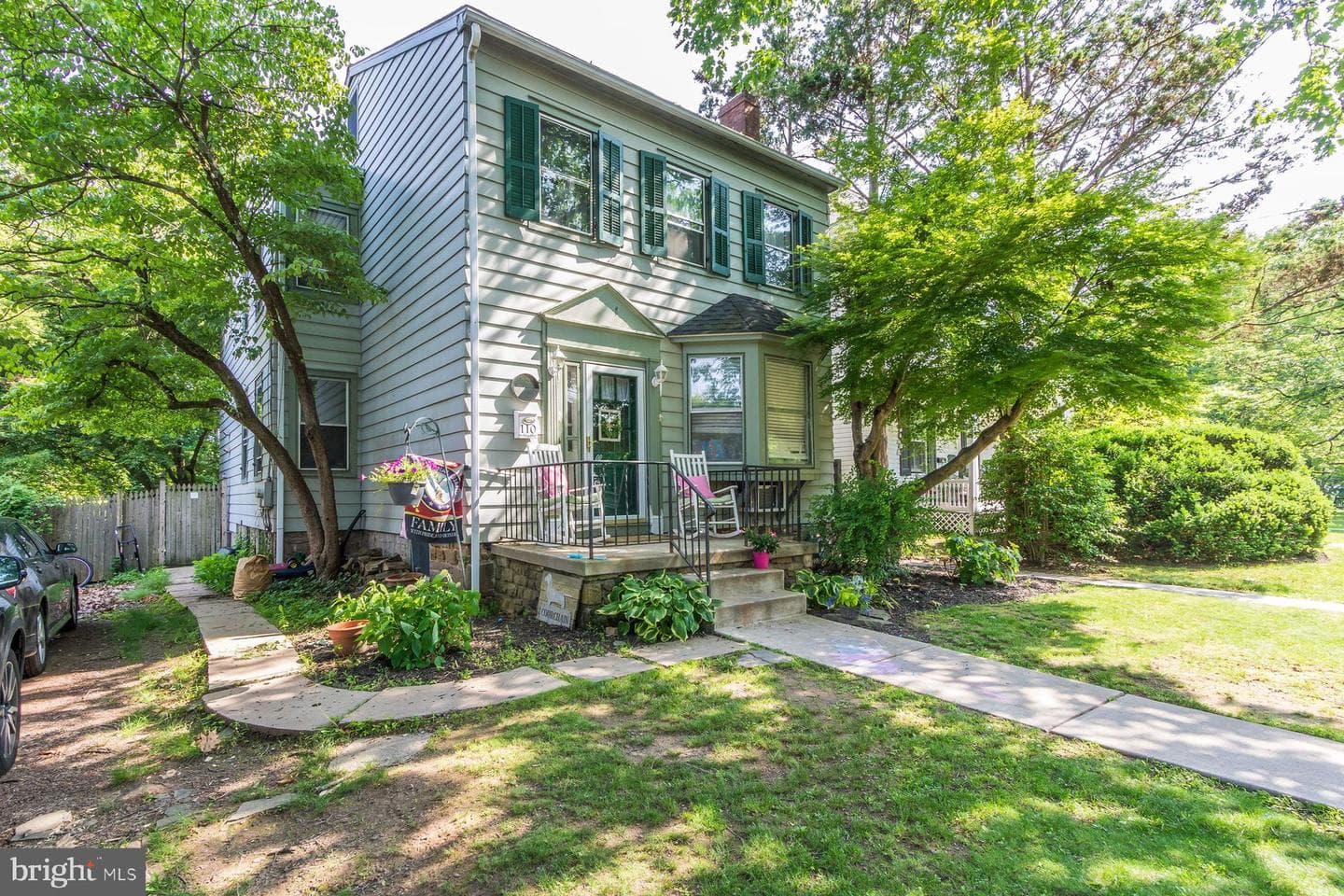 110 E Ashland Street photo 3