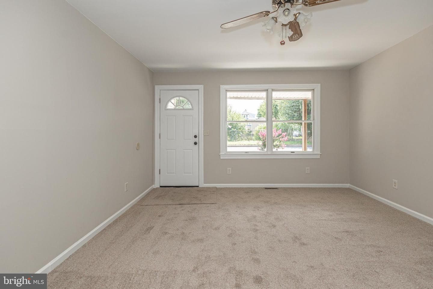 26 Bowling Green Avenue #3 photo 3