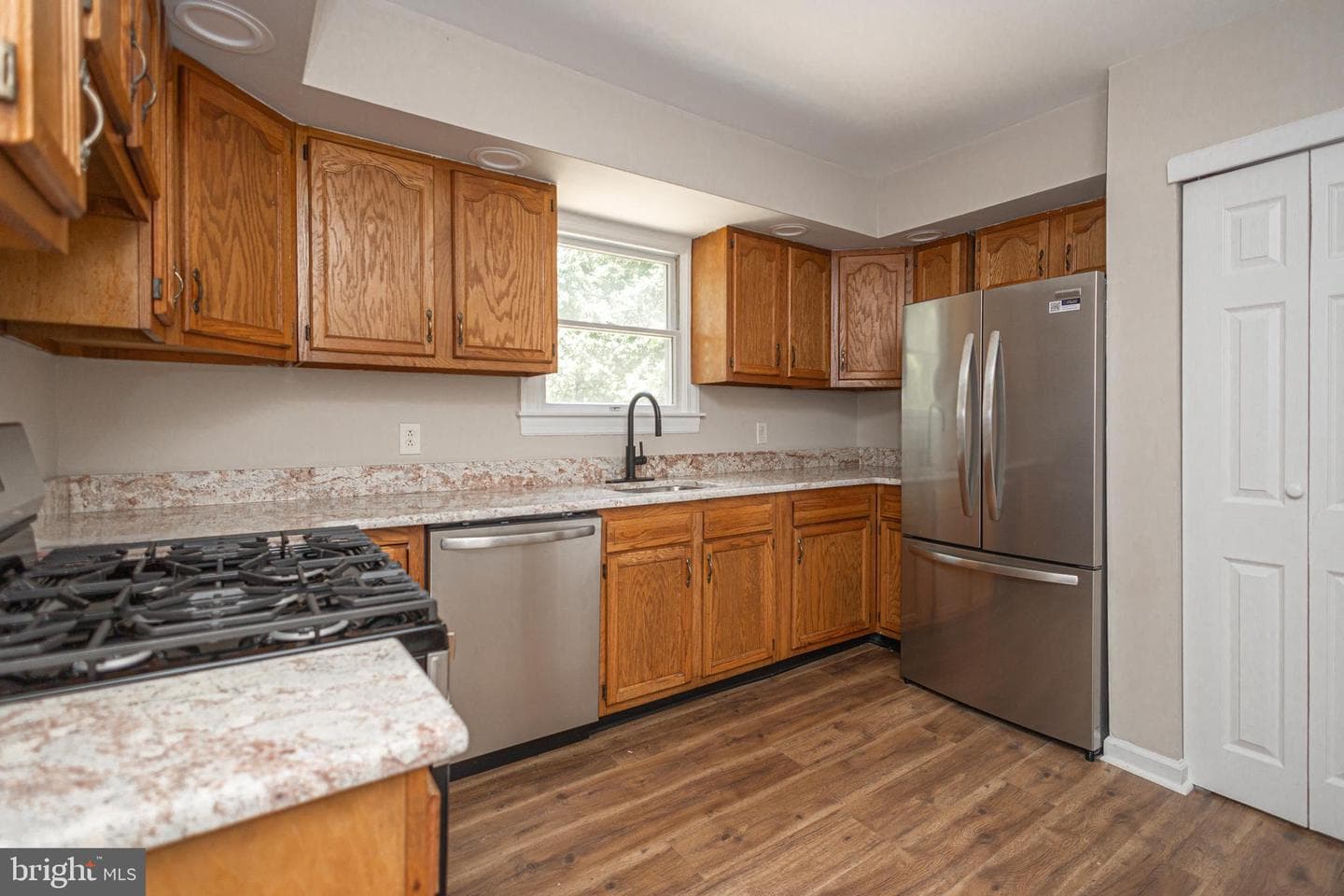 26 Bowling Green Avenue #3 photo 8