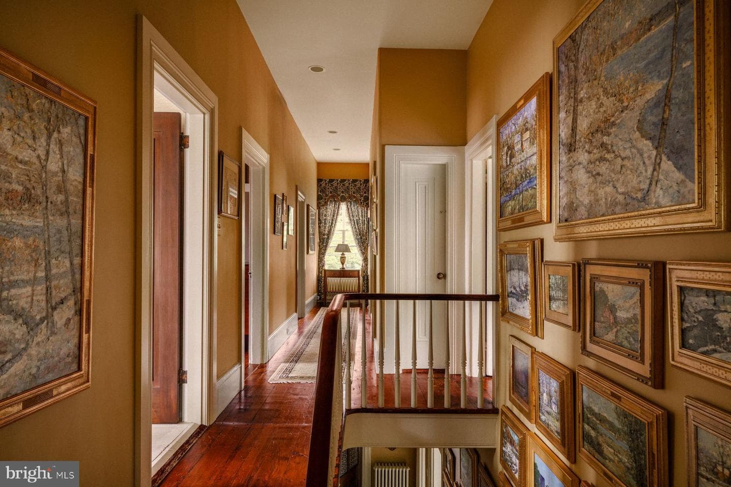 146 E Court Street photo 16