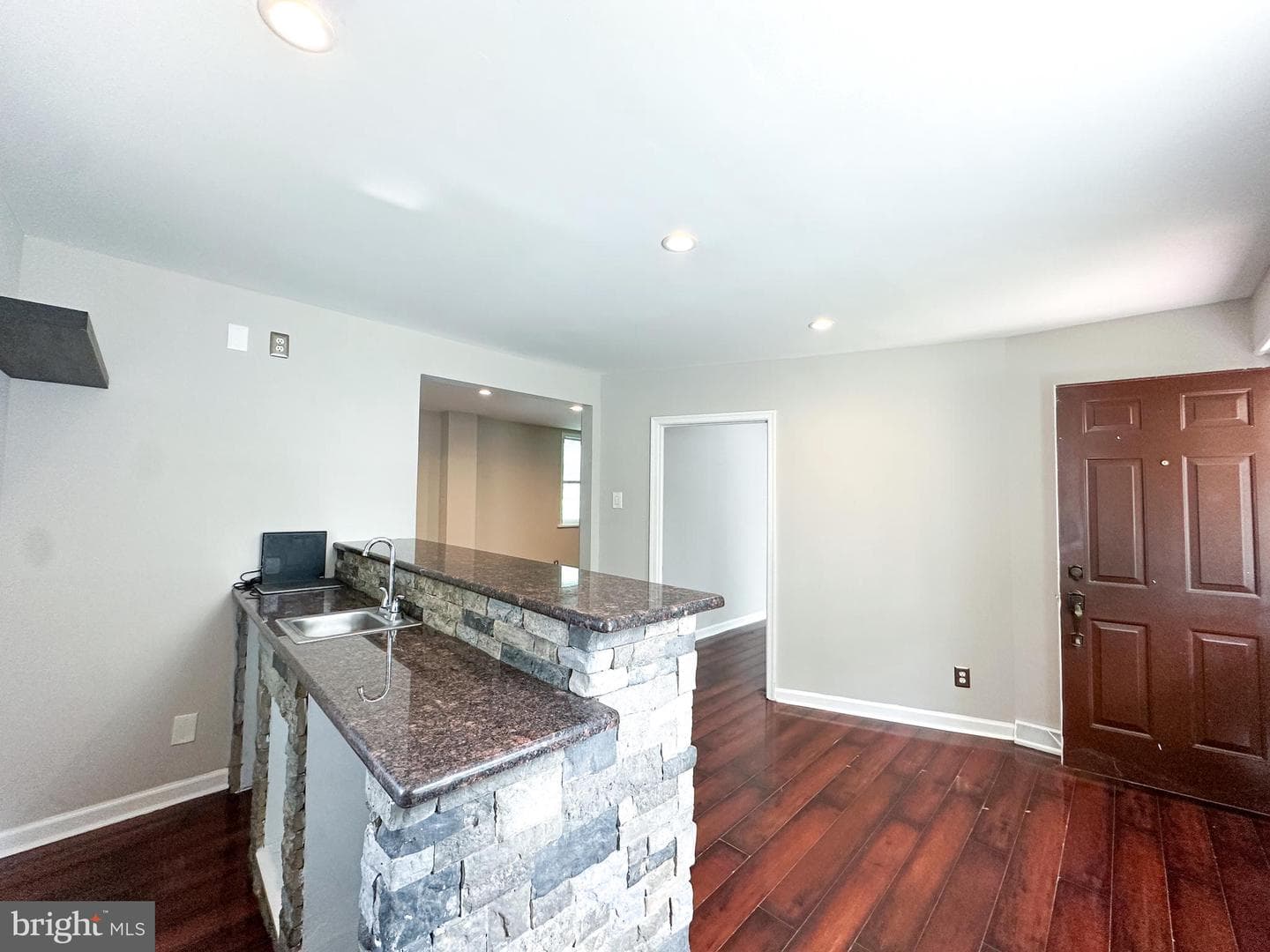 2191 Dunksferry Road photo 20