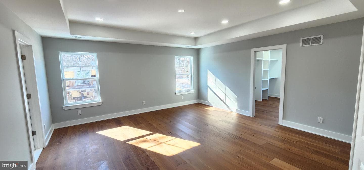 11b Fairview Avenue photo 27