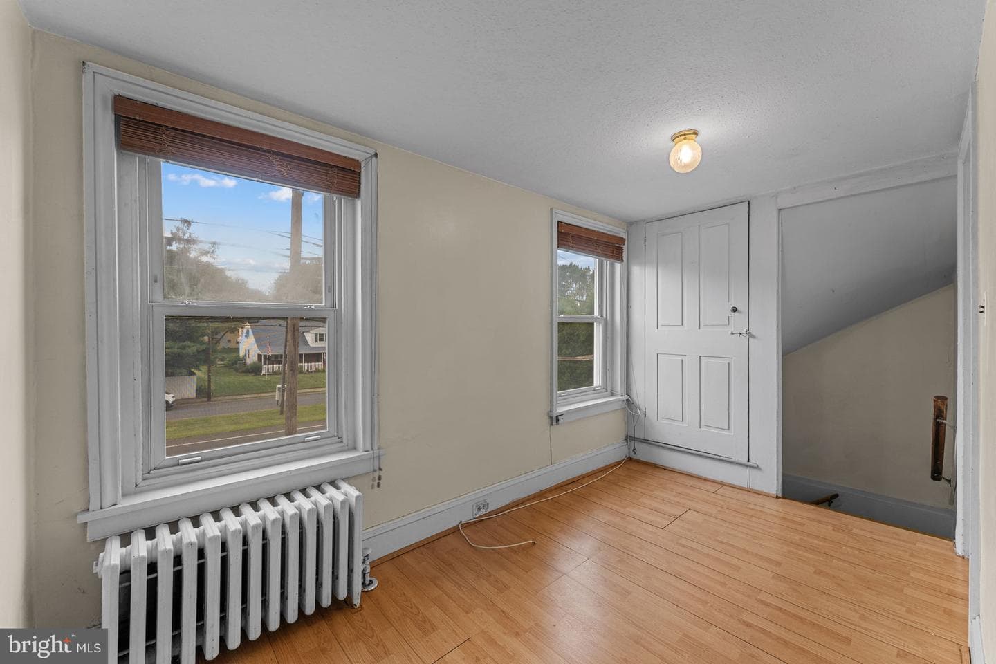 158 W Butler Avenue photo 17