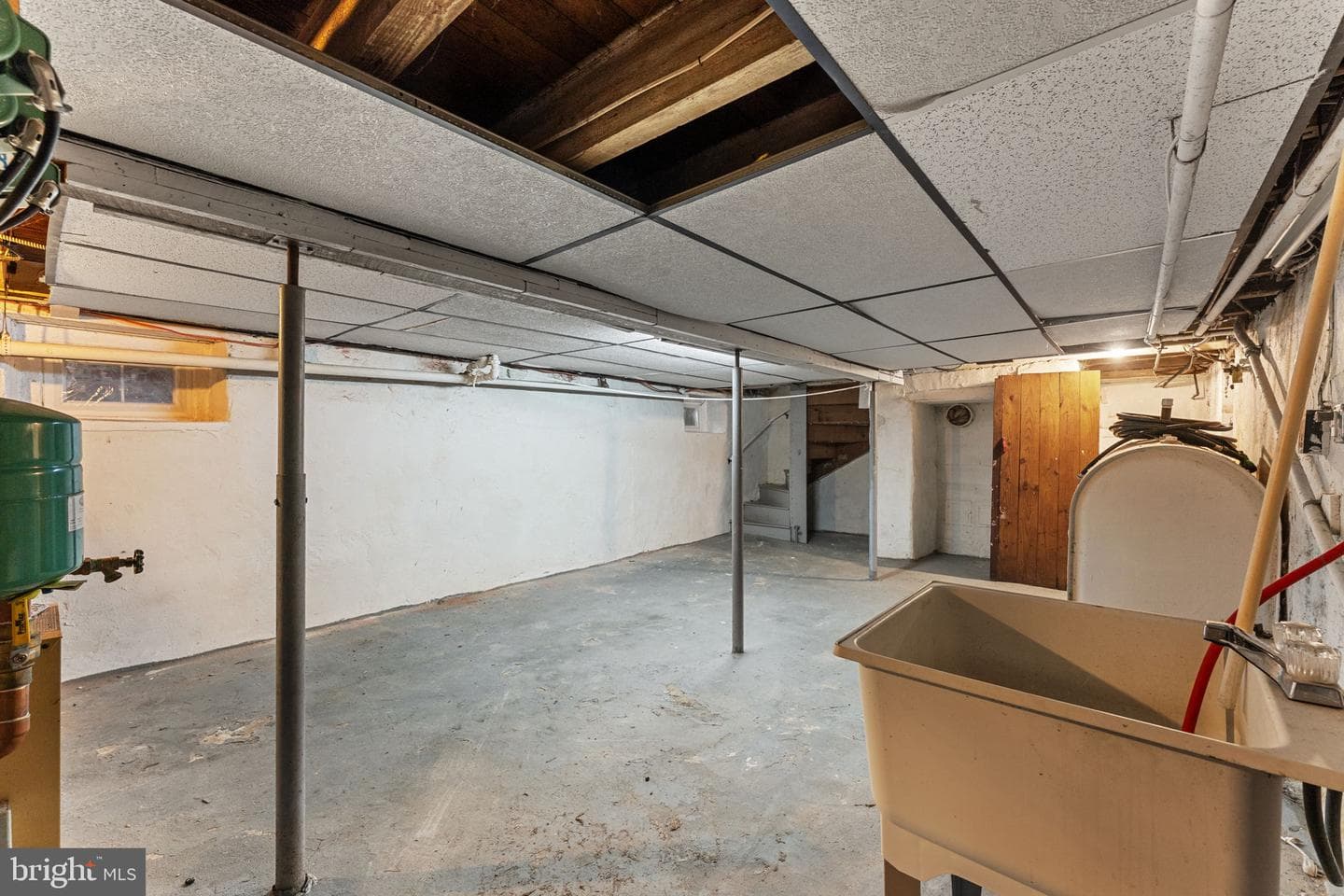 158 W Butler Avenue photo 24
