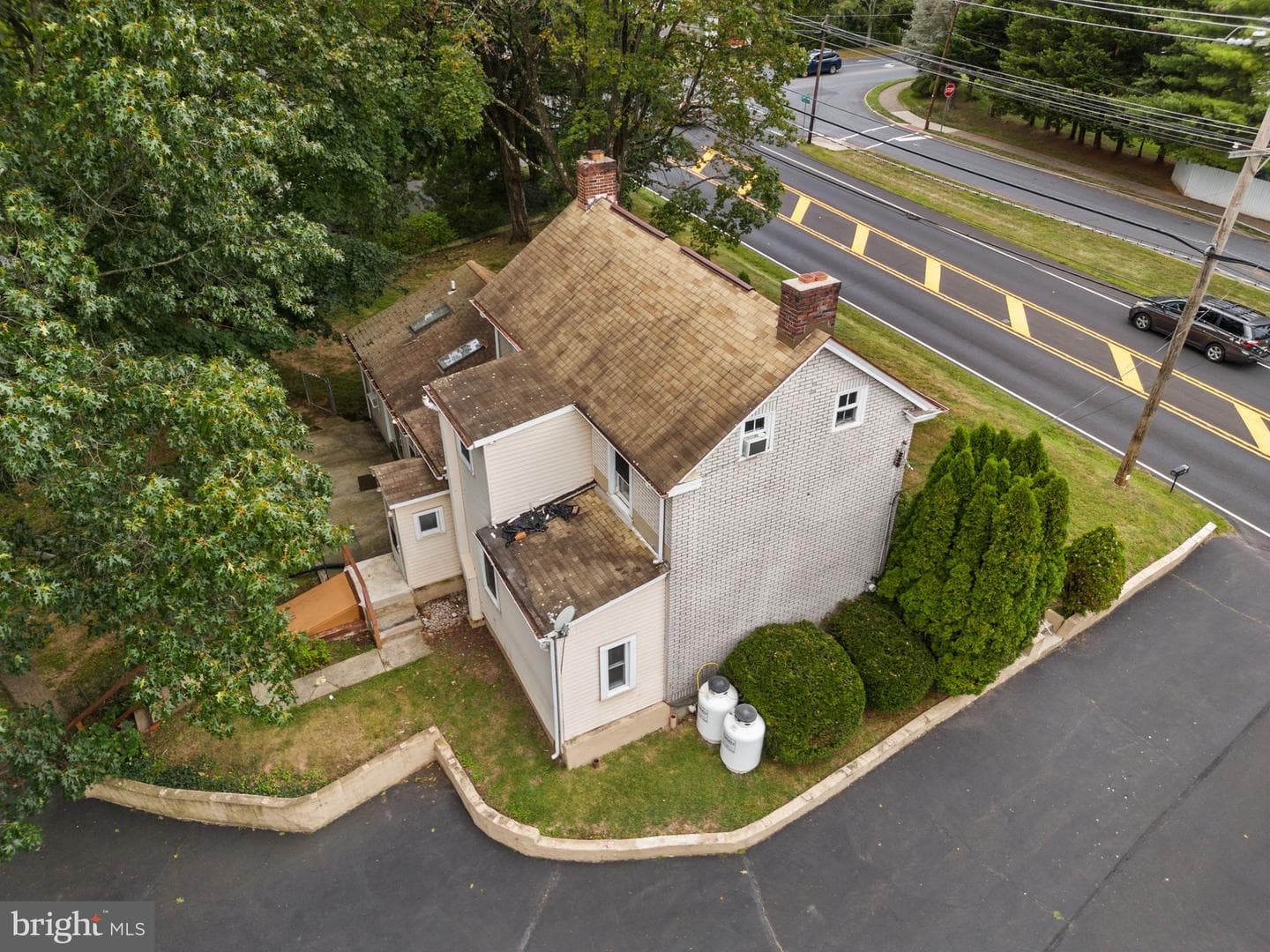 158 W Butler Avenue photo 38