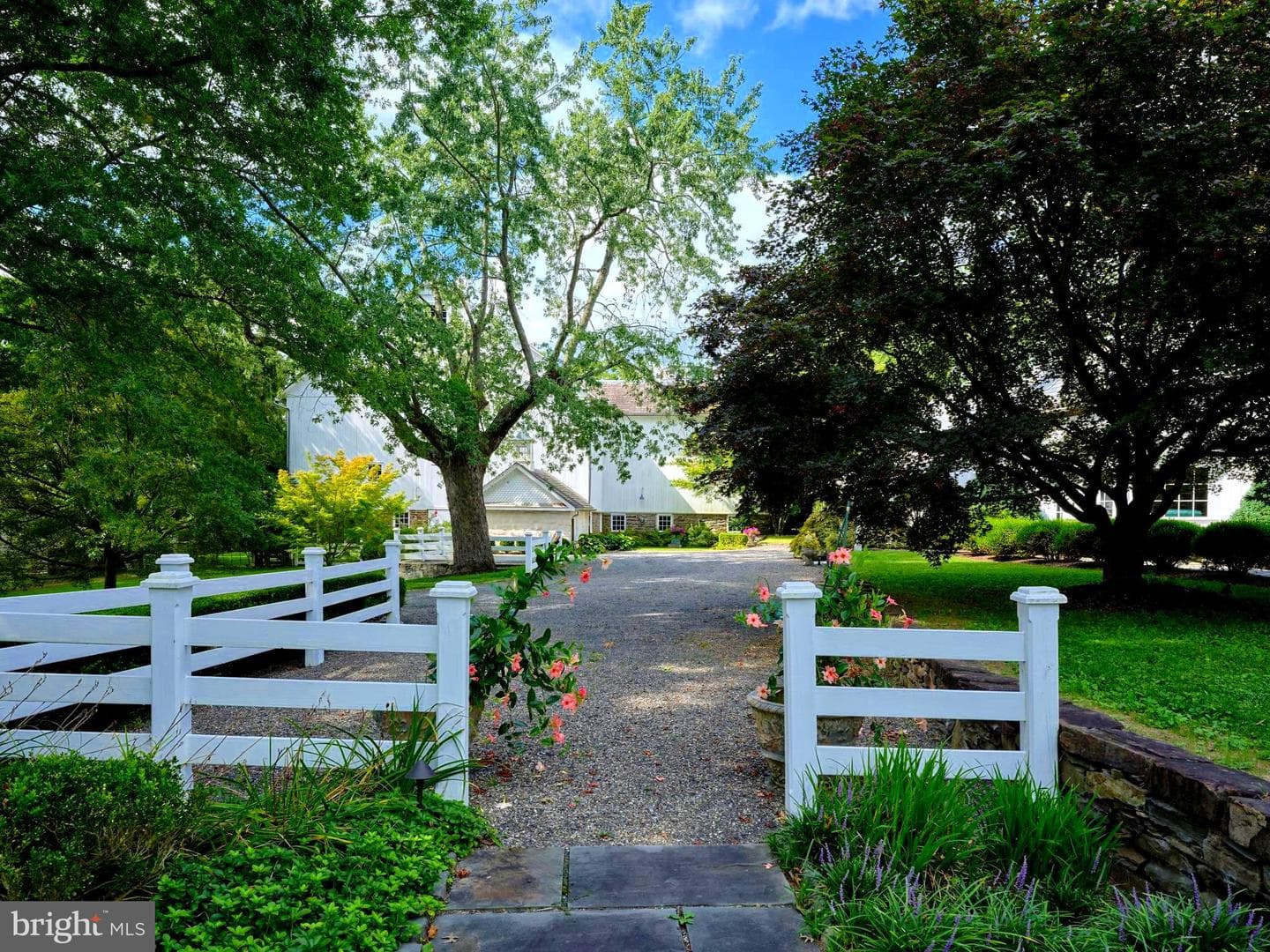5382 Wismer Road photo 38