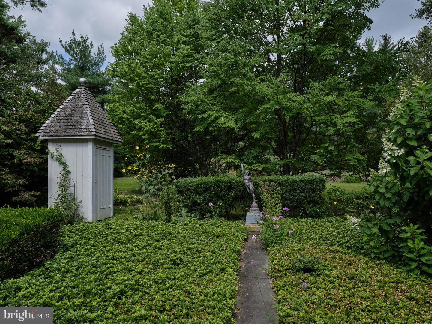 5382 Wismer Road photo 42