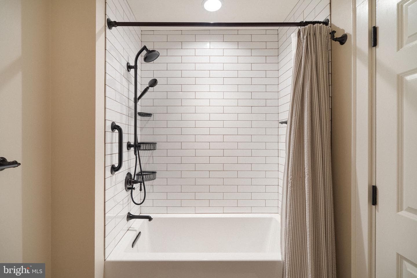 64 N Main Street photo 35