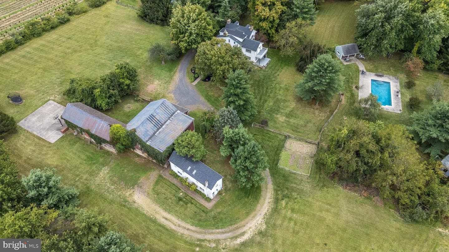1341 Durham Rd, New Hope