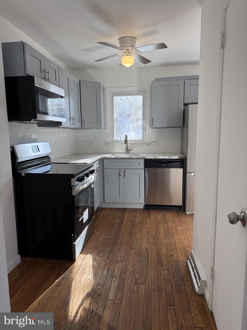 389 Mckinley Avenue photo 3
