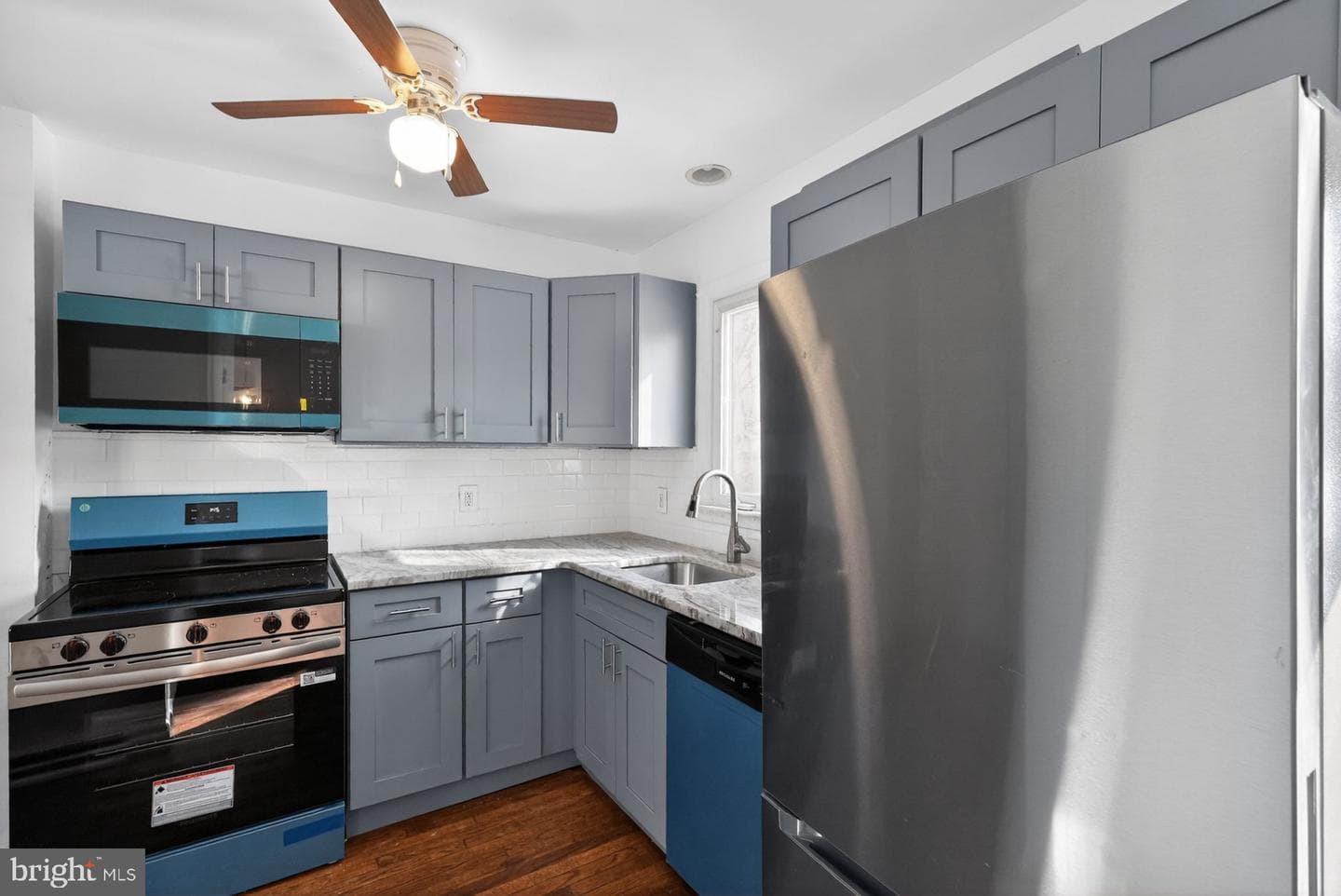 389 Mckinley Avenue photo 5