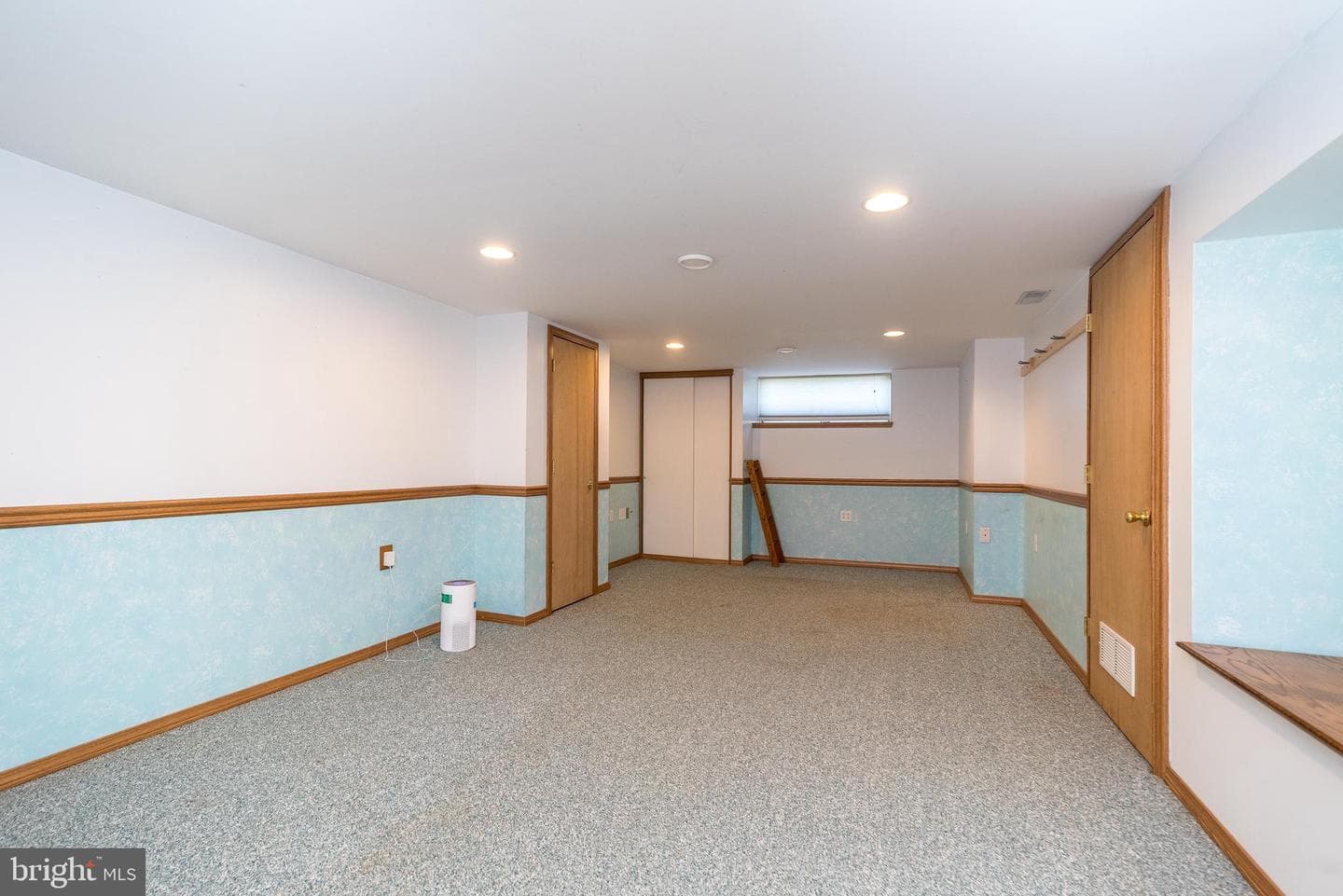 105 Birchwood Drive photo 28