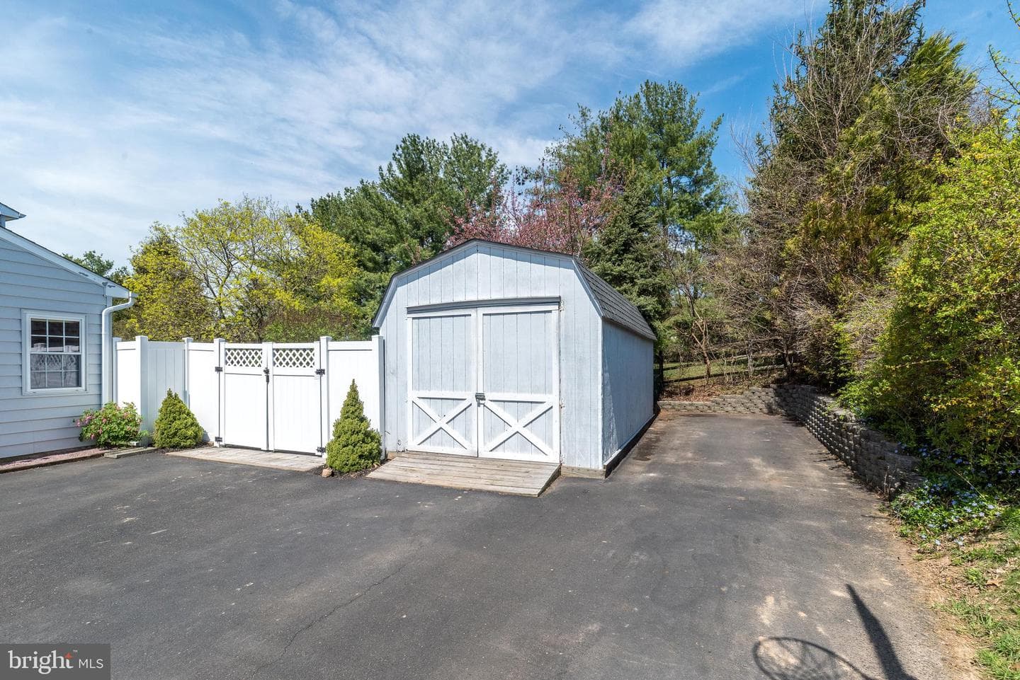 105 Birchwood Drive photo 33