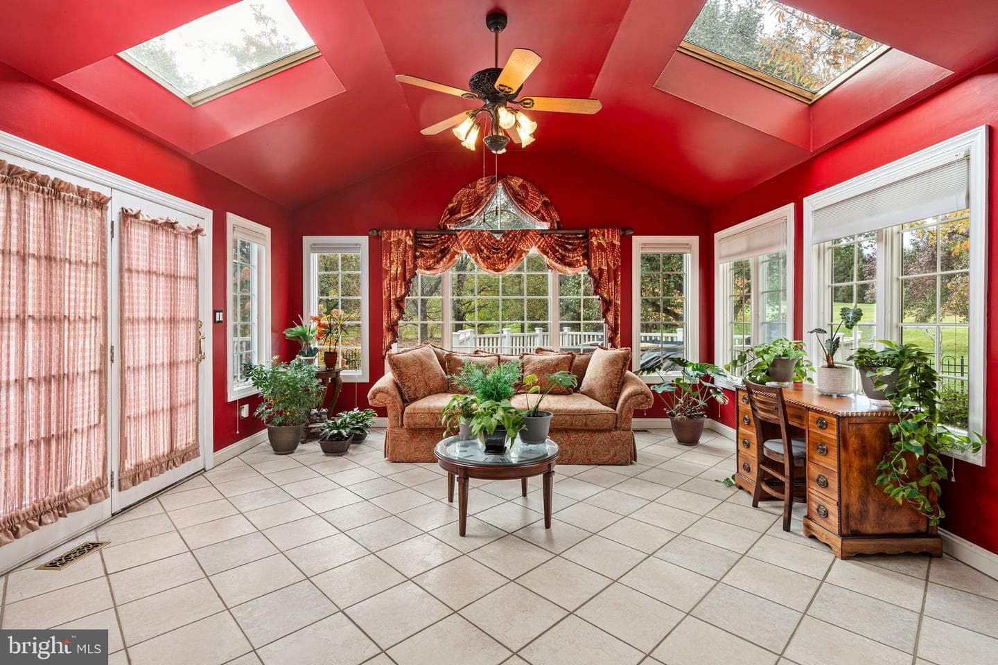 63 Woodside Lane photo 24