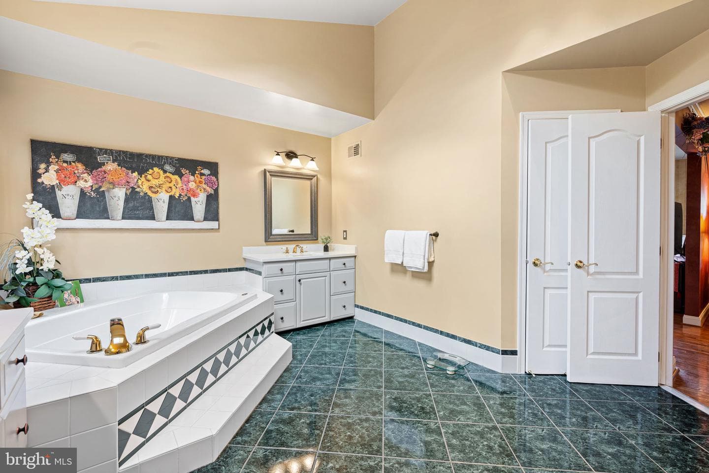 63 Woodside Lane photo 36