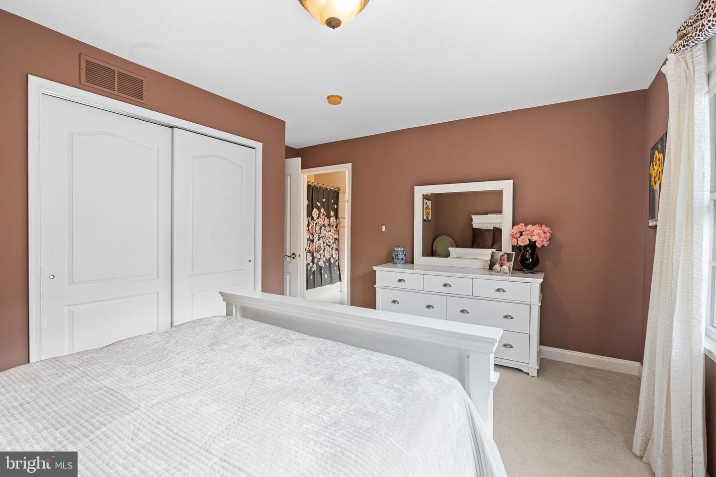 63 Woodside Lane photo 38