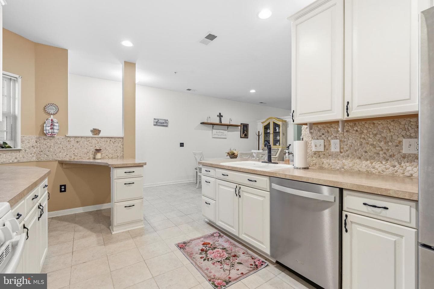 1125 Arbour Lane photo 10