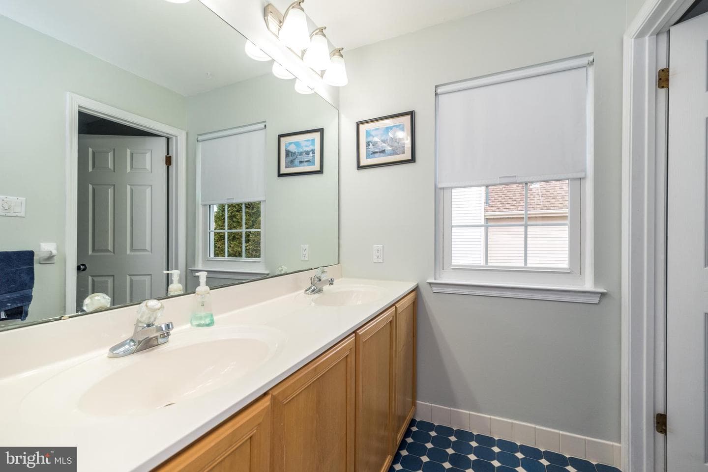546 Clydesdale Drive photo 43