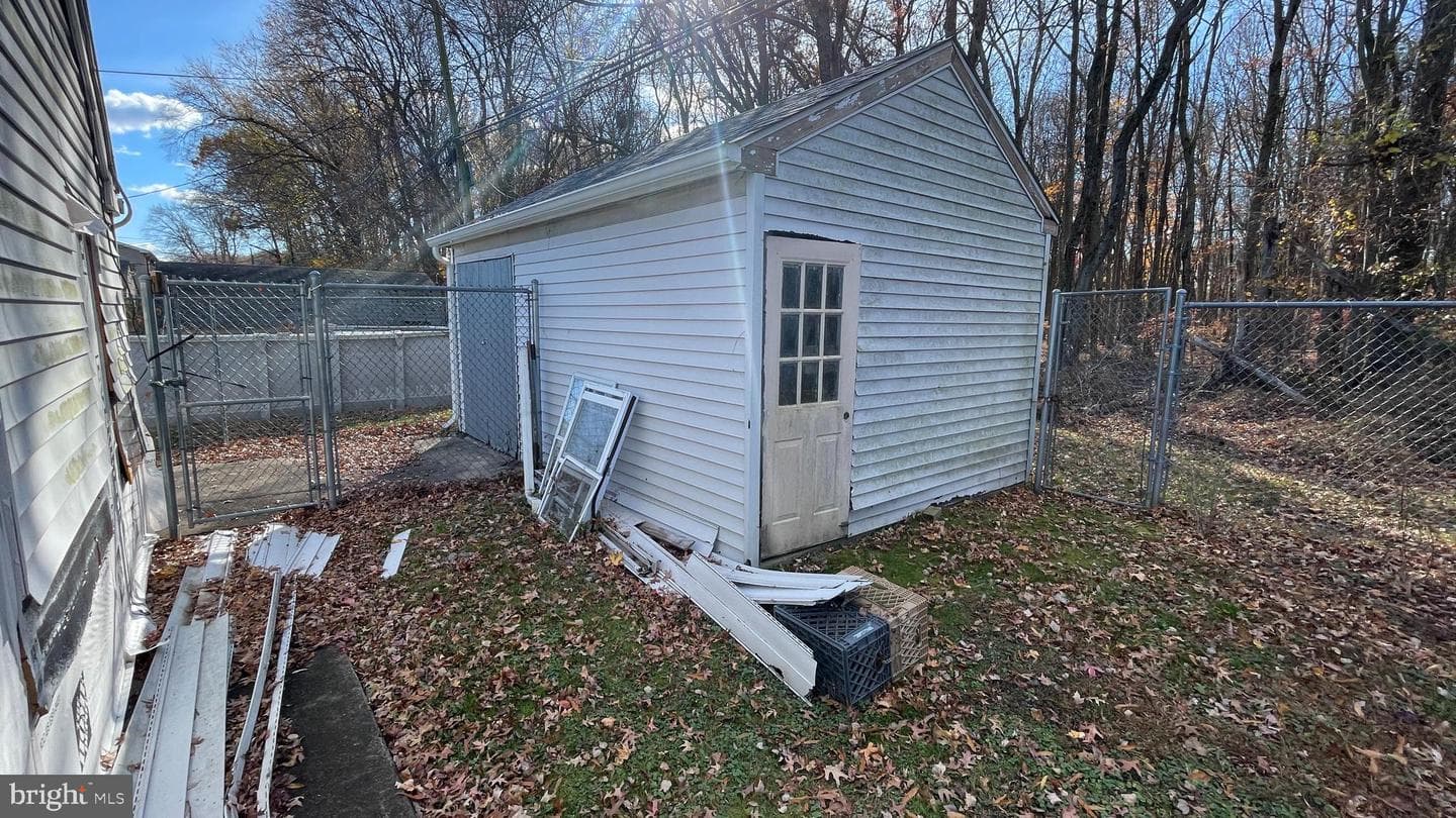 2519 Woodlawn Drive photo 22