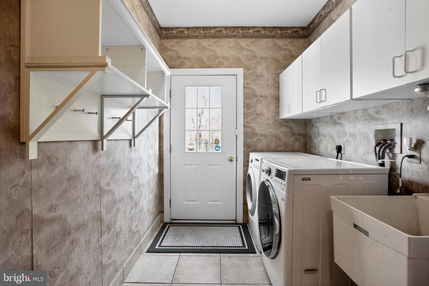 62 Woodside Lane photo 27
