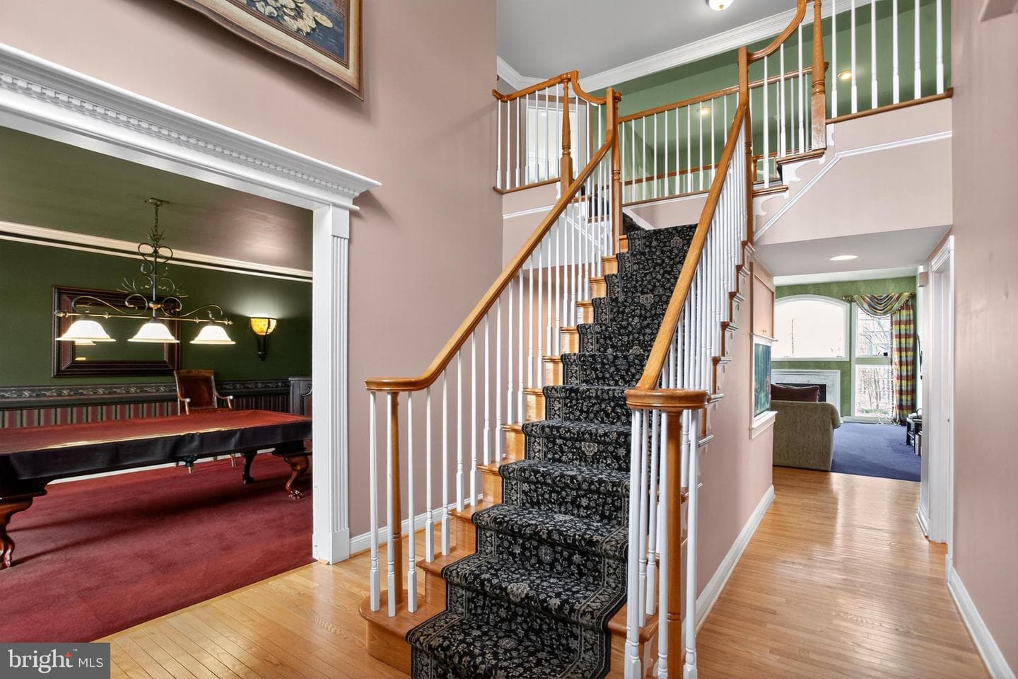 62 Woodside Lane photo 3