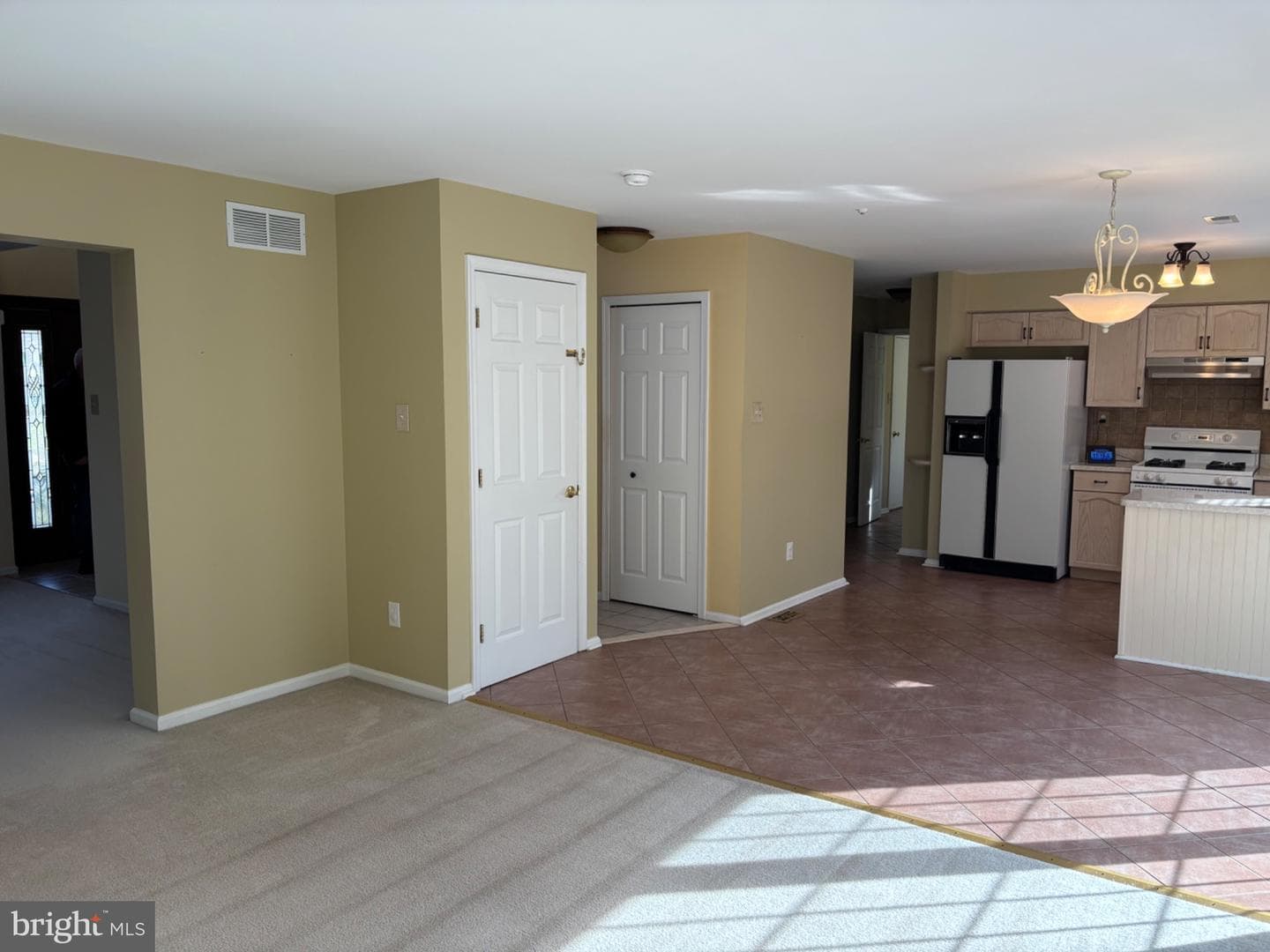 634 Nicole Drive photo 9