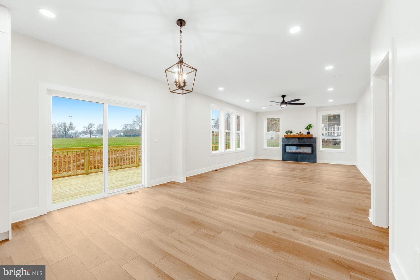 866 Hulmeville Road photo 18