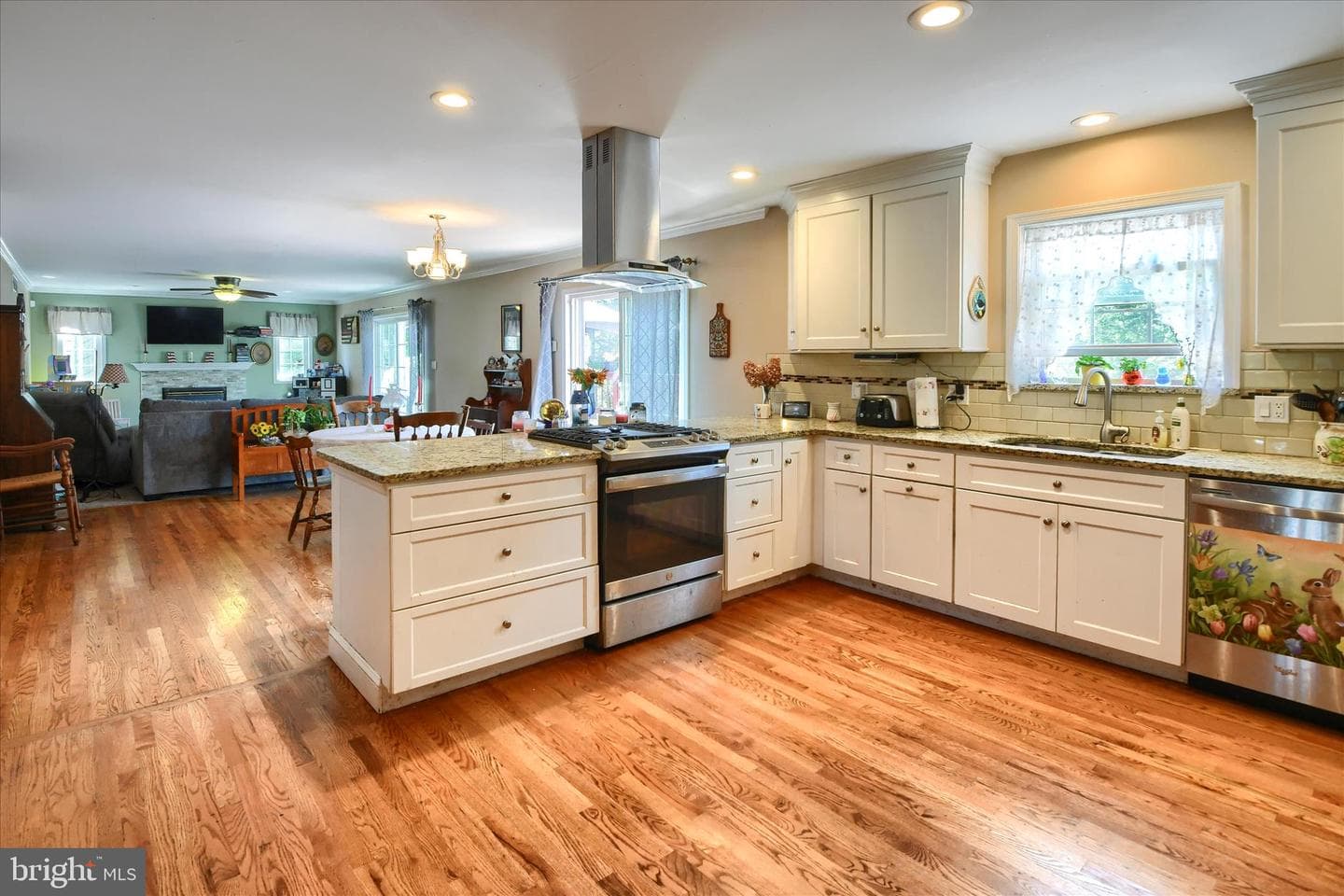 1010 Sweetbriar Road photo 14