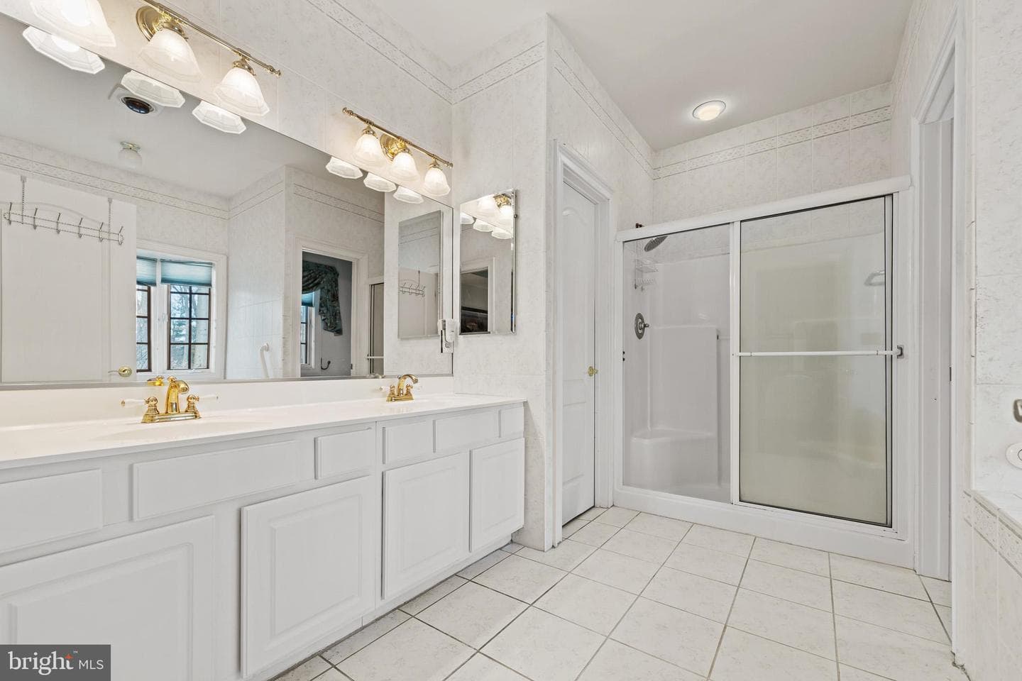 137 Wells Road photo 53