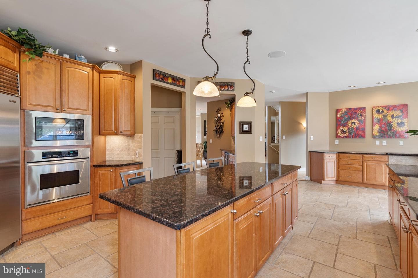 100 E Holland Road photo 11