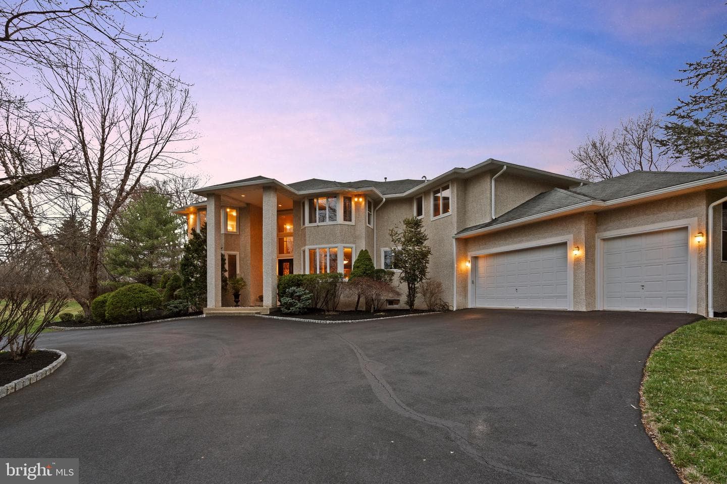 100 E Holland Road photo 55