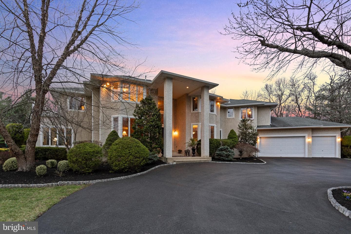 100 E Holland Road photo 56