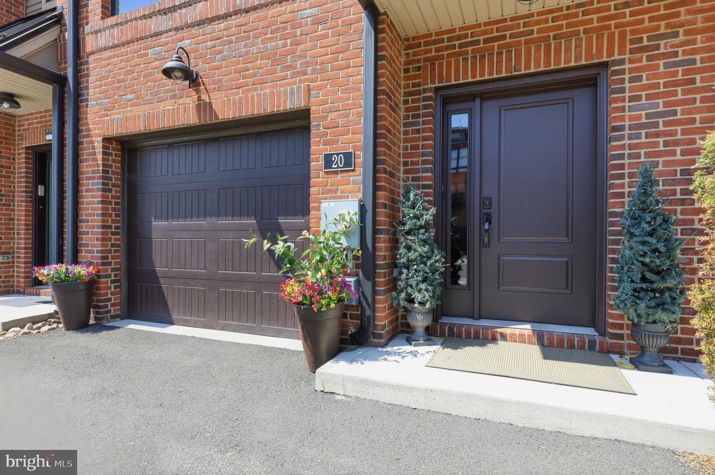 20 Sienna Place photo 3