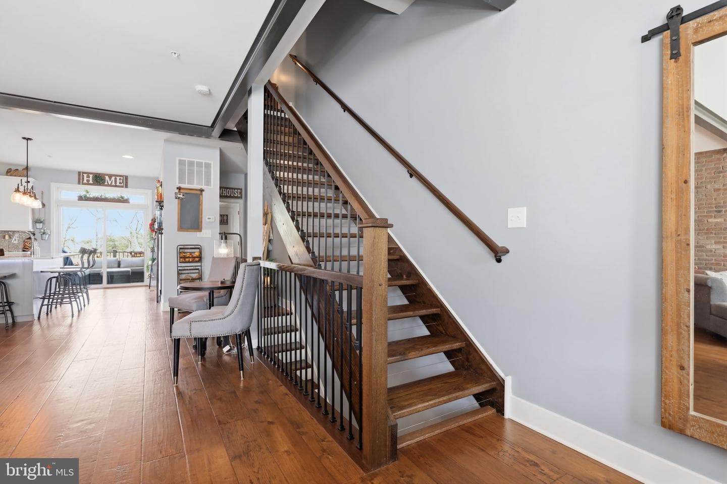 20 Sienna Place photo 8