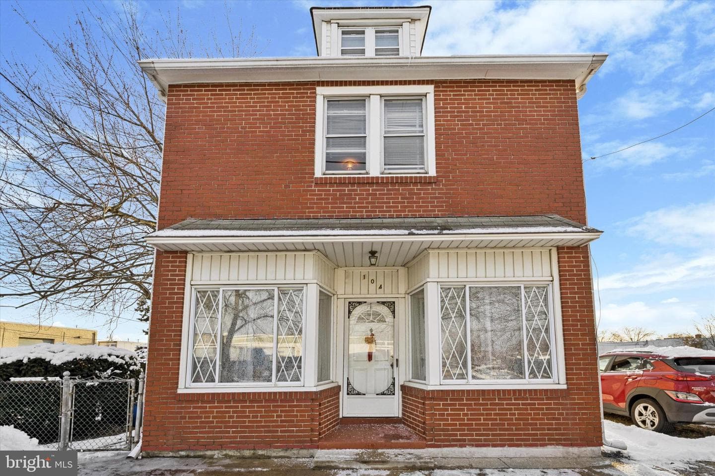 104 Monroe Street, Bristol