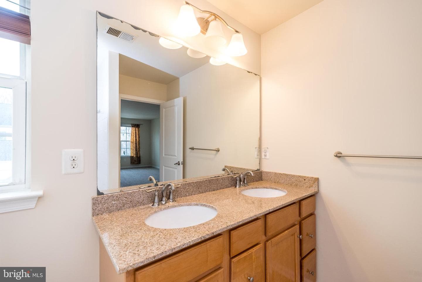 3688 Christopher Day Road photo 32