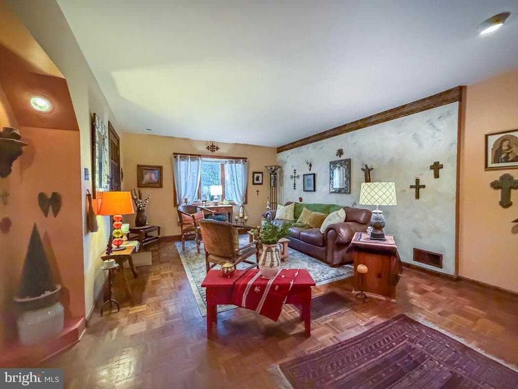 3676 Spruce Avenue photo 7