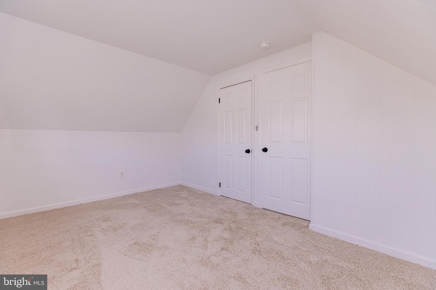 21 Velvet Lane photo 32