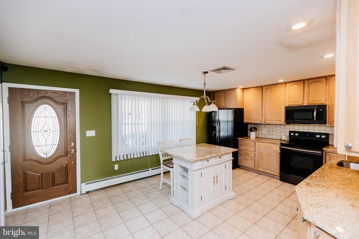 72 Thornridge Drive photo 3