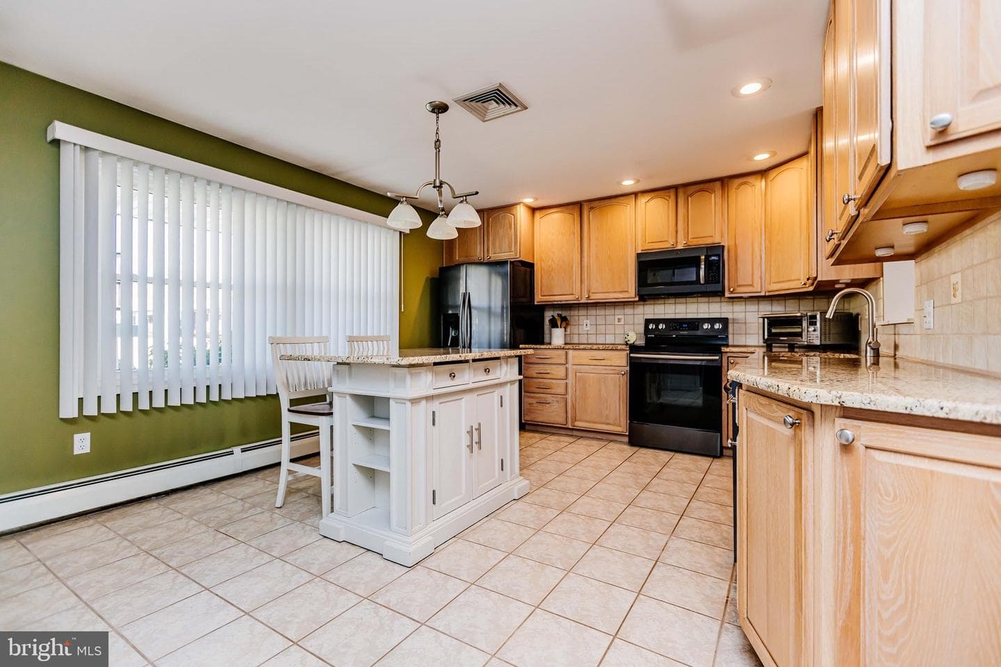 72 Thornridge Drive photo 6