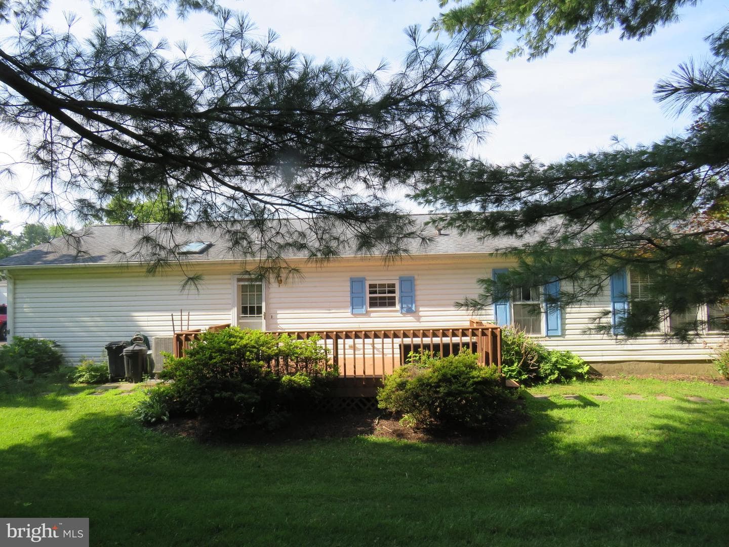 22 Wisteria Court photo 35