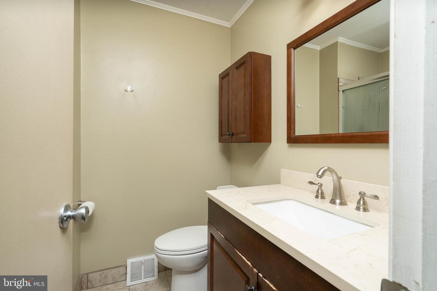 3933 Wrexham Court photo 15