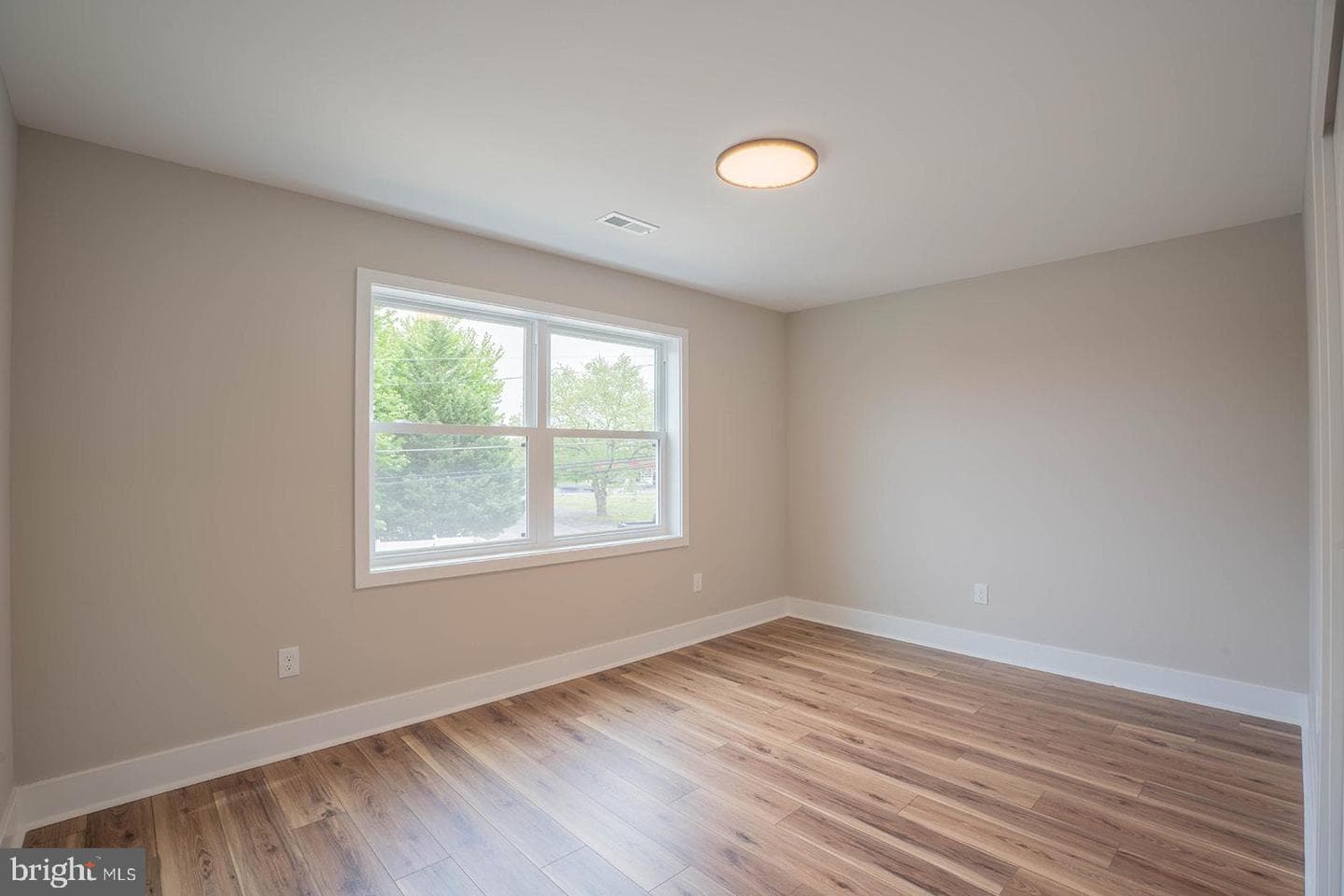 2290 Virginia Ave photo 29